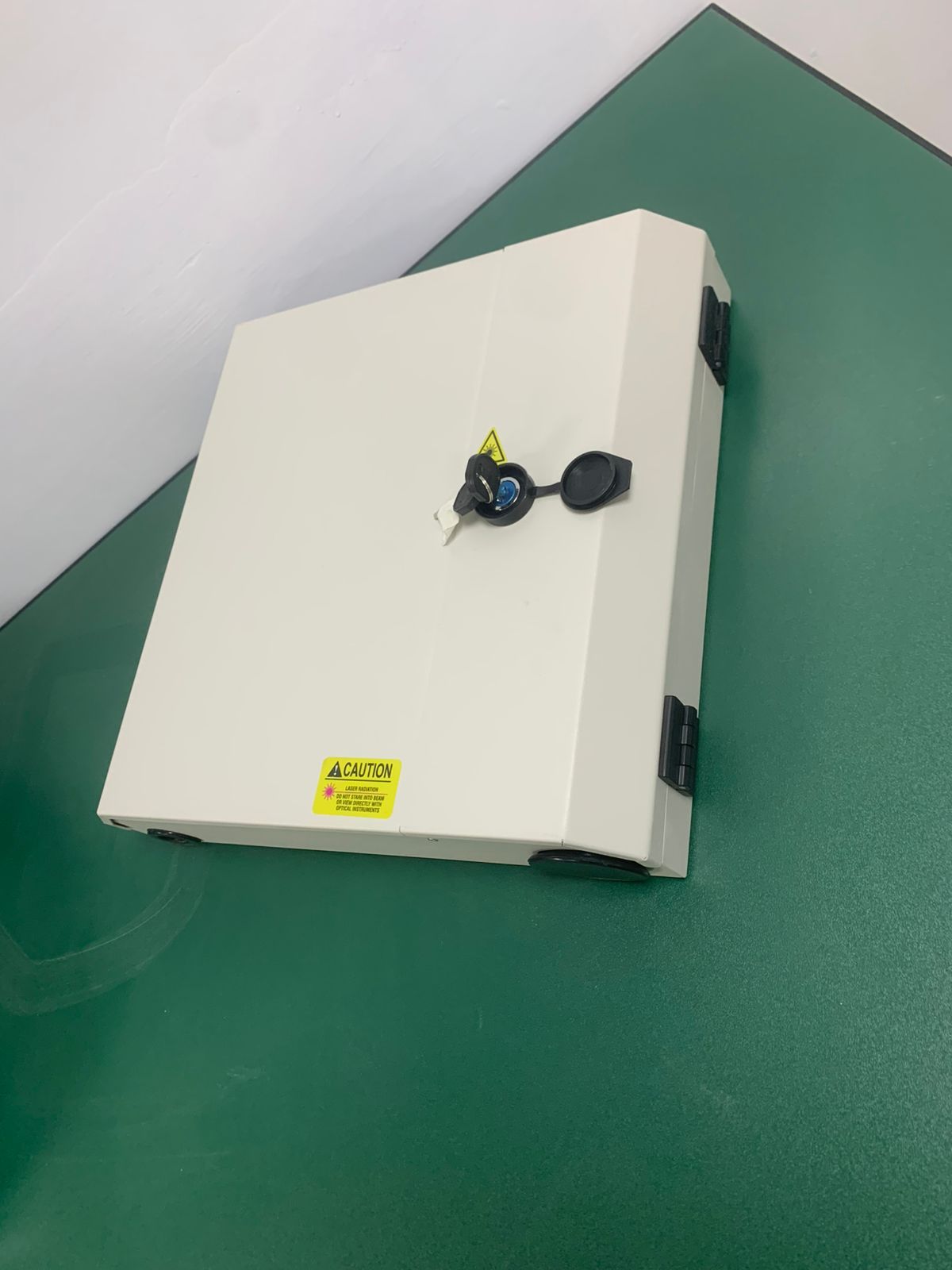 24 port wall mount odf loaded front 46c3e81a-b6ae-4cf0-9841-88229fb2e47d