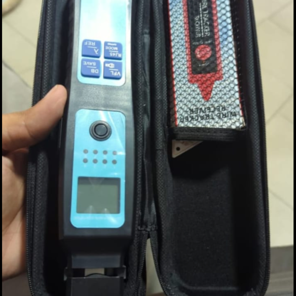 Optical Fiber Identifier with Wire Tracking Receiver